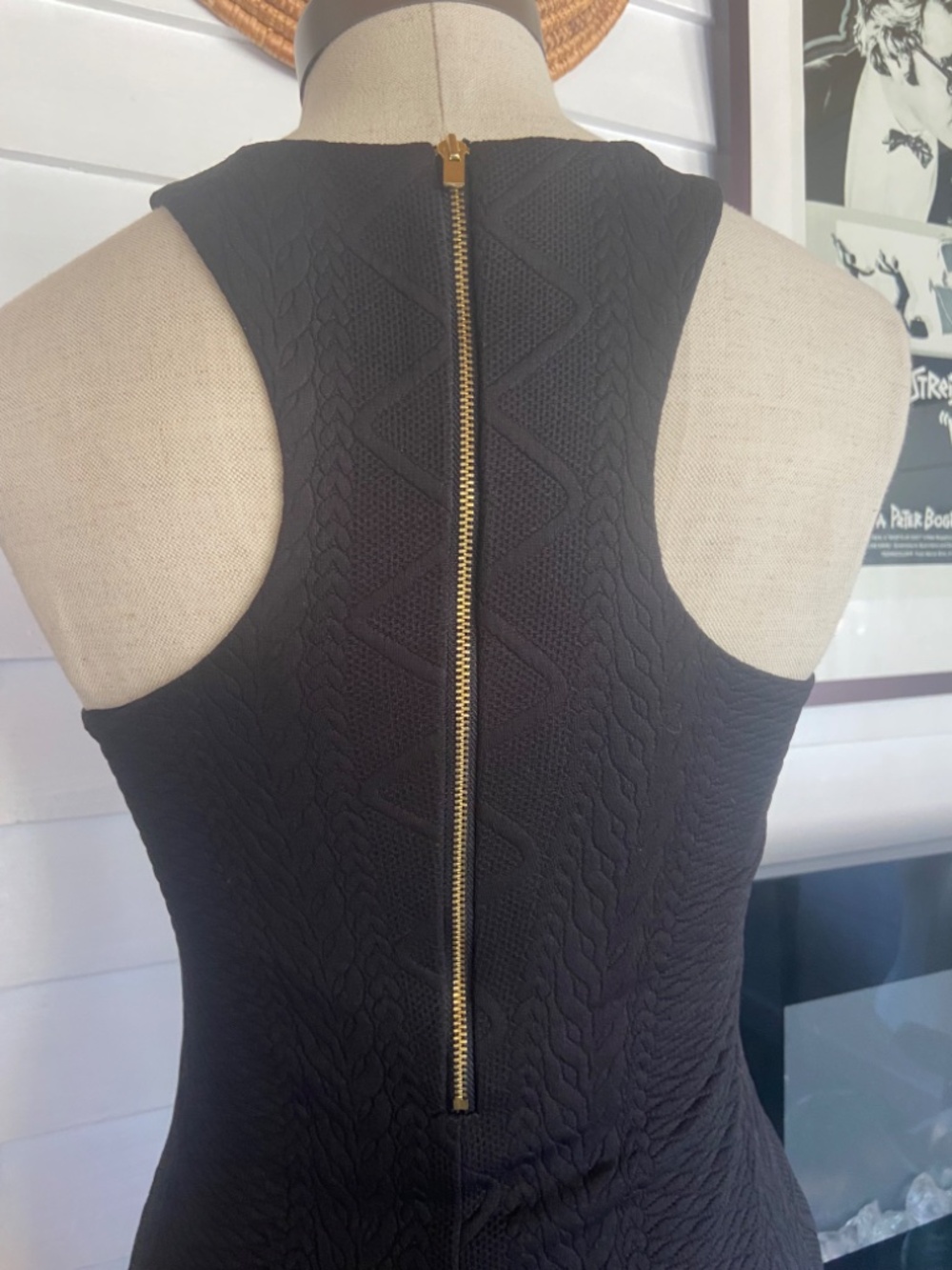 Express Bodycon Dress - Picture 3 of 4